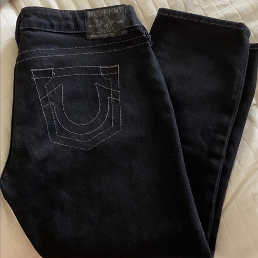 True Religion black capris size 28
